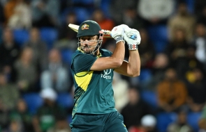  Australia win T20I series 3-0 after Stoinis blitz 