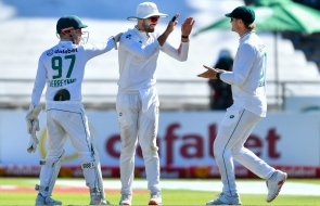  South Africa overcome Pakistan's resistance to win Cape Town Test 