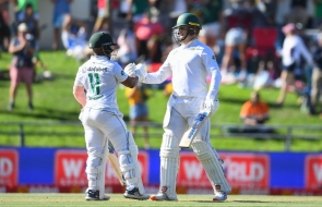  Bavuma, Rickelton score centuries on opening day of Cape Town Test 