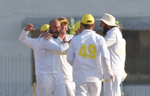  Peshawar stun Lahore Whites to win crucial game 