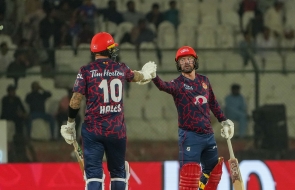  Munro and Hales help United get off to a winning start in the Karachi leg 