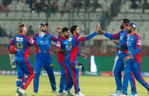  Kings keep their playoffs hopes alive after a thrilling win over Qalandars 