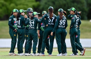  Nida Dar's four-fer gives Pakistan women's team a winning start on New Zealand tour 