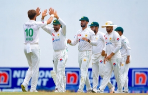  Abdullah, Shan and bowlers put Pakistan in commanding position on day one 