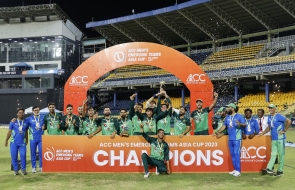  Tayyab Tahir's century earns Shaheens' ACC Men's Emerging Teams Asia Cup trophy 